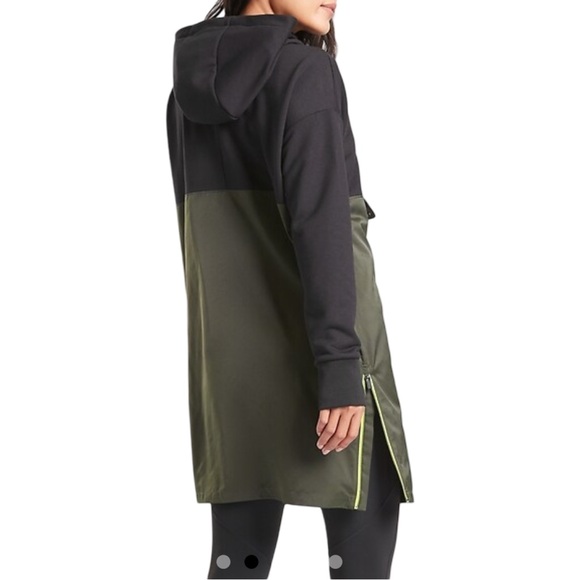 Athleta Radiant Hybrid Dress Utility Oversized Travel Athleisure Sport Lux EUC - Picture 2 of 10